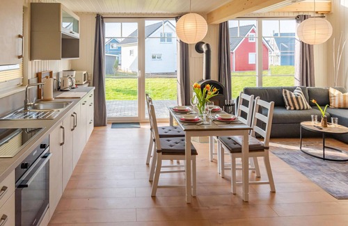 Wandlitz House | Lovely home in Zerpenschleuse with WiFi