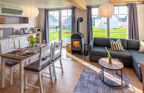 Wandlitz House | Lovely home in Zerpenschleuse with WiFi