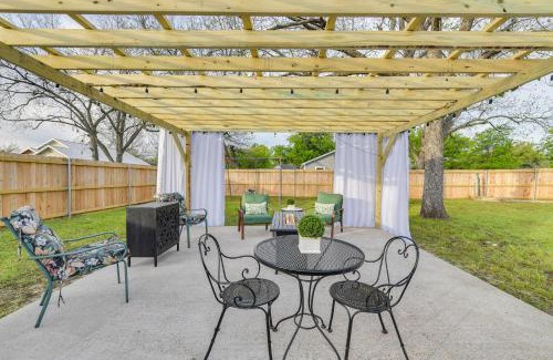 Waco House | Lovely Home with Yard Near Dtwn Waco!