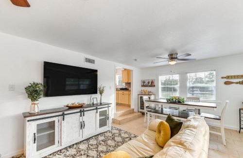 Waco House | Lovely Home with Yard Near Dtwn Waco!