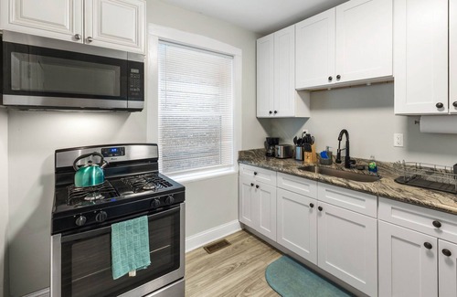 Berwyn Apartment | Lovely King & Queen Suites | 1sr Flr Unit