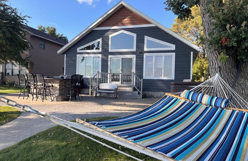 Willmar House | Lovely Lake Home on Eagle Lake