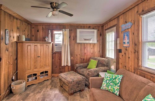 Detroit Lakes Cabin | Lovely Lakefront Hideaway - Bring Your Boat!