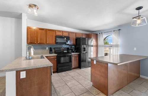 South Harrison House | Lovely Lucille 3 Bedroom
