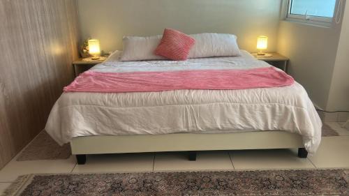 Bandar Baru Bangi Apartment | Lovely Luxury Poolview