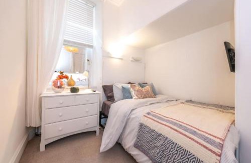 Stonehaven Apartment | Lovely main door 1 bedroom holiday flat with patio