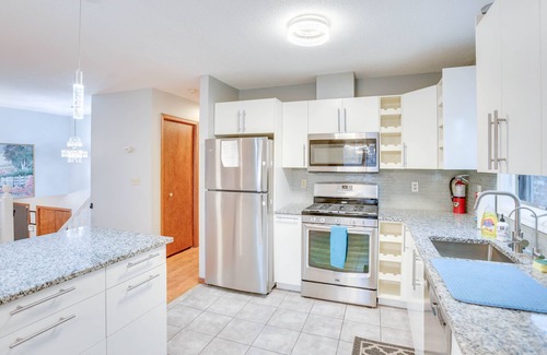 Northeast Minneapolis House | Lovely Minneapolis Home Near Target Field!