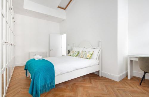 Earl's Court House | Lovely Modern 3 Beds House Near Earls Court Station