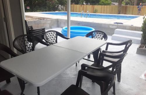 Gulf Breeze House | Lovely oasis with private swimming pool 4,6,8 f deep
