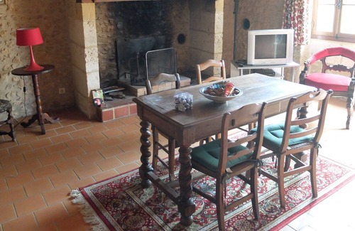 Lamonzie-Montastruc House | Lovely old house for two people in the heart of the forest