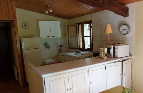 Lamonzie-Montastruc House | Lovely old house for two people in the heart of the forest