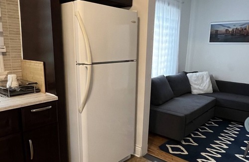LaSalle Apartment | Lovely one bedroom apartment 15 min to downtown