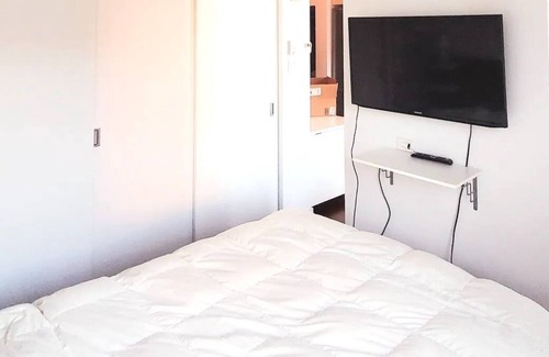 Cite Multimedia Condo | Lovely one bedroom condo with pool in the Old Port