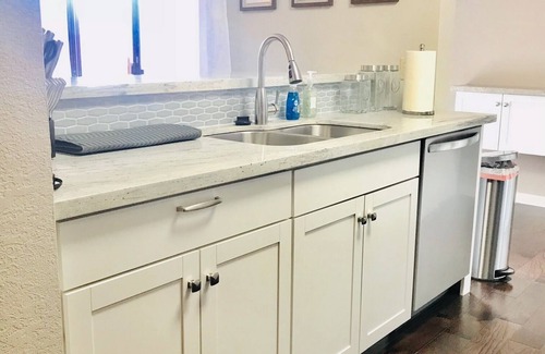 Central Scottsdale Condo | Lovely poolside condo in McCormick Ranch - spotless clean!