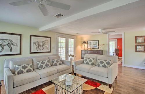 Pottsboro House | Lovely Pottsboro Home with Patio and Fire Pits!
