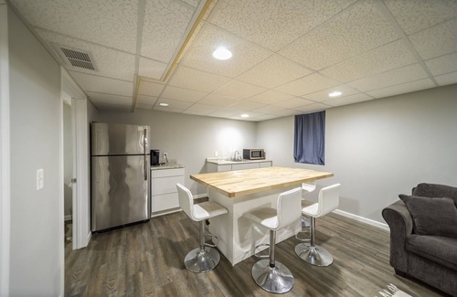 Davenport Apartment | Lovely private studio in a quiet area of Davenport w/free WiFi
