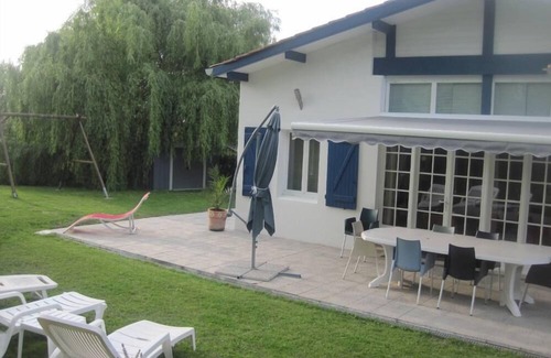 Ascain House | Lovely & quiet House with garden at 5mn beaches and st Jean de Luz