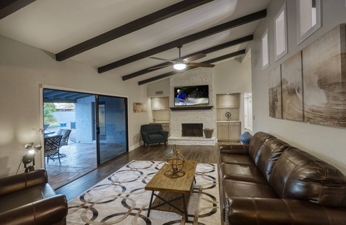 Thunderbird Desert Estates House | Lovely Scottsdale 5BR Home | Pool, Spa & Theater
