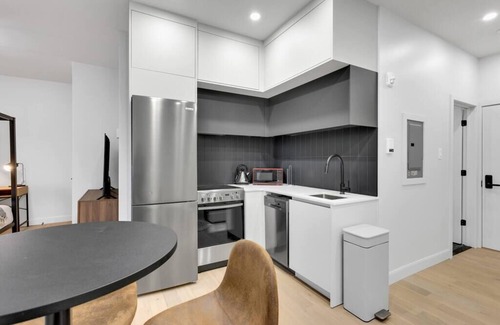 Southwest Condo | Lovely, spacious & stylish studio, sleeps 3