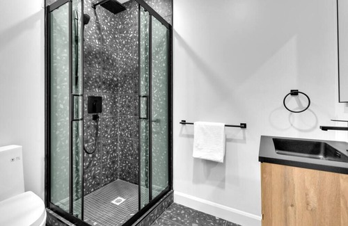 Southwest Condo | Lovely, spacious & stylish studio, sleeps 3