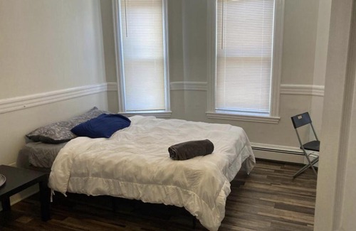 Dorchester House | Lovely stay close to the redline and Boston Downtown