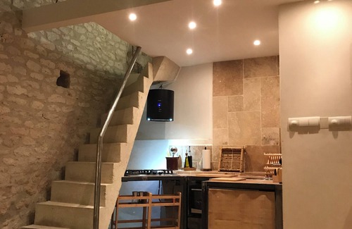 Lendou-en-Quercy Apartment | Lovely studio in French countryside of Quercy Blanc, Lot, France