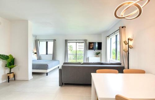 Florida Center Apartment | Lovely Studio near Universal