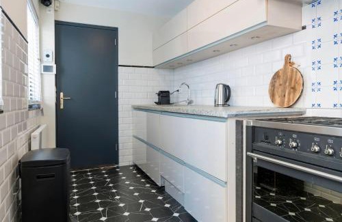 Tilburg Apartment | Lovely Suite Newly Renovated