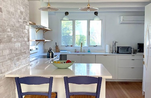 Madison Center House | Lovely summer cottage. Steps to the water, The Beach Club, and close to town.