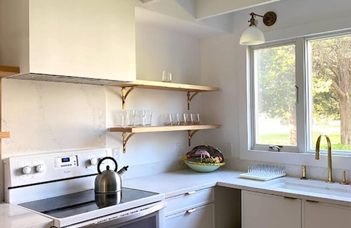 Madison Center House | Lovely summer cottage. Steps to the water, The Beach Club, and close to town.