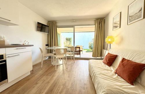 Saint-Pierre-Quiberon Apartment | Lovely T2 - Terrasse & jardin - 50m des plages