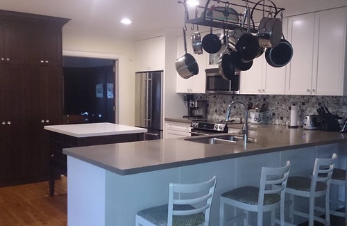 Birch Cliff House | Lovely Toronto Home in Trendy Beaches Area of Toronto
