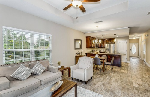Florida Panhandle House | Lovely Town-home in Pensacola -