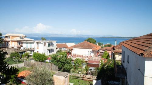 Petriti House | Lovely Traditional House