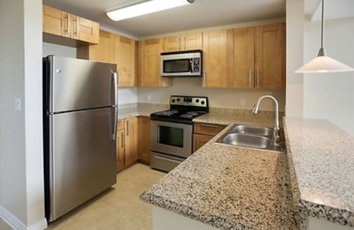 Concord Apartment | Lovely two bedroom with pool