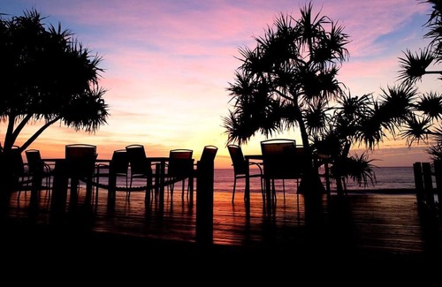 Sapphire Beach Apartment | Lovely Villa in Beachfront Resort