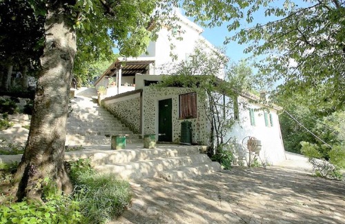 Sant'Agata Feltria Villa | Lovely villa in Sant Agata Feltria with pool