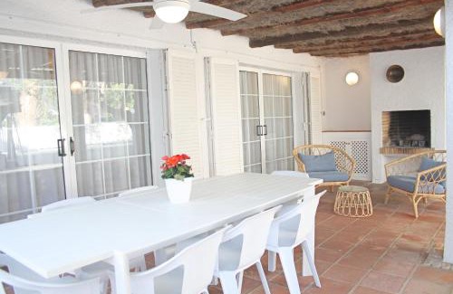 Cambrils House | Lovely villa next to the beach