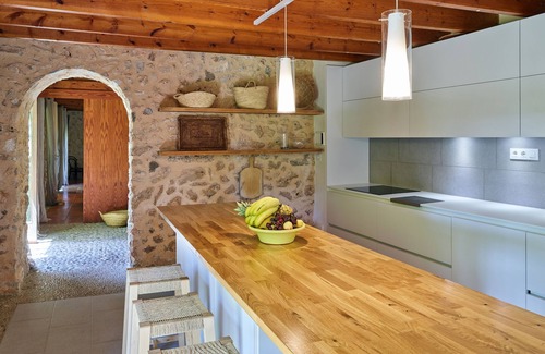 Sencelles Villa | Lovely villa with pool and outdoor area at the center of Mallorca