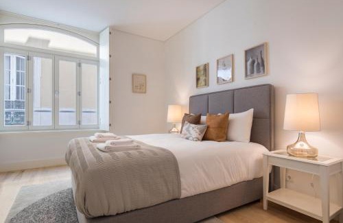 Sao Paulo Apartment | LovelyStay - Hidden Oasis with River View