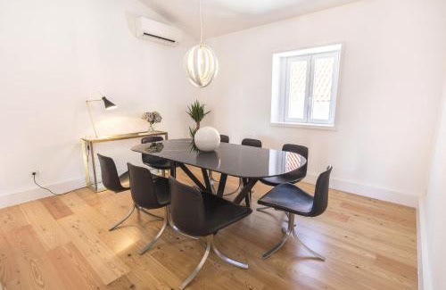 Encarnacao Apartment | LovelyStay - Luxury Oasis in Bairro Alto