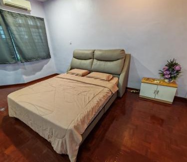 Batu Pahat House | LoveMe
