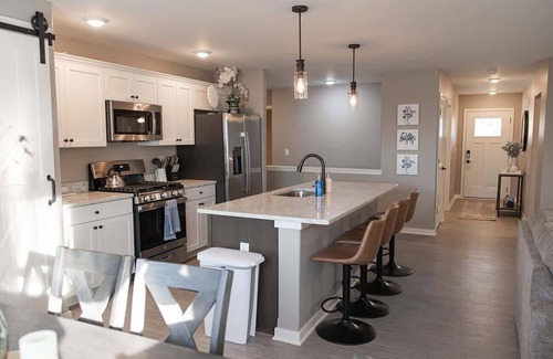 Loves Park House | Loves Park Home: 3BR, Garage, King Bed & Family Fun
