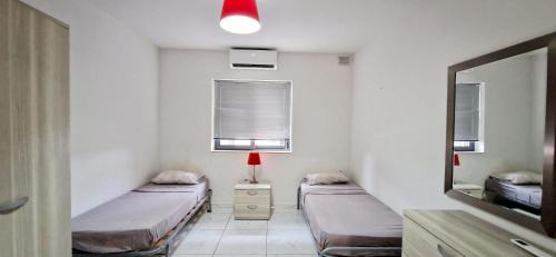 Tal-Ibrag Apartment | Lovey flat for 7 people in St Julians