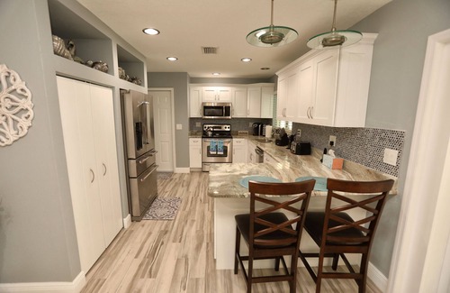 Bay Crest Park House | Loving Life! 4br/2ba, heated pool, spa, grill, RV parking, boat ramp access
