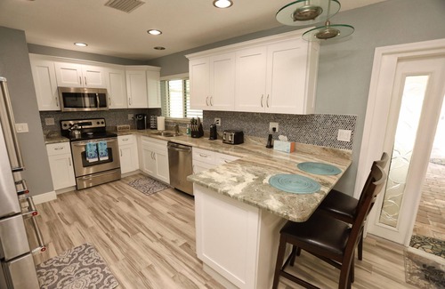 Bay Crest Park House | Loving Life! 4br/2ba, heated pool, spa, grill, RV parking, boat ramp access