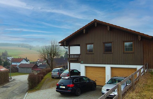 Bad Birnbach Apartment | Lovingly furnished vacation apartment with washing machine