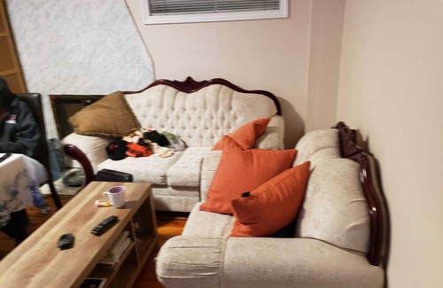 L'Amoreaux House | Low Priced Fully loaded room of comfort & tranquility in North East Scarborough