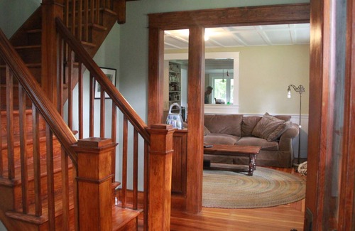 Florence House | Low scent, charming, quiet house with large yard.