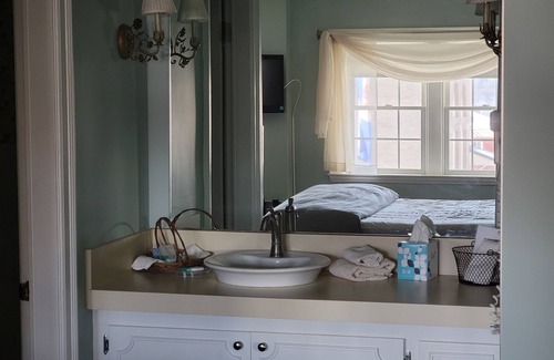 Stillwater Hotel | Lowell Inn
